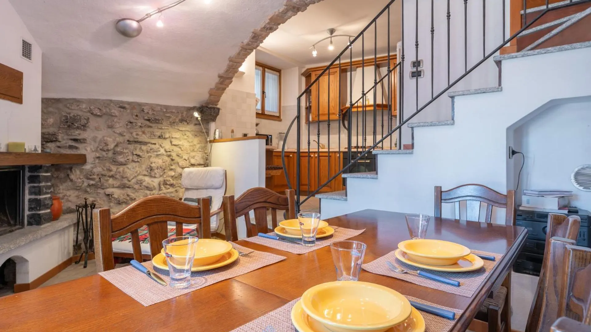 Villa La Dimora Del Borgo Lierna Сasa de vacaciones