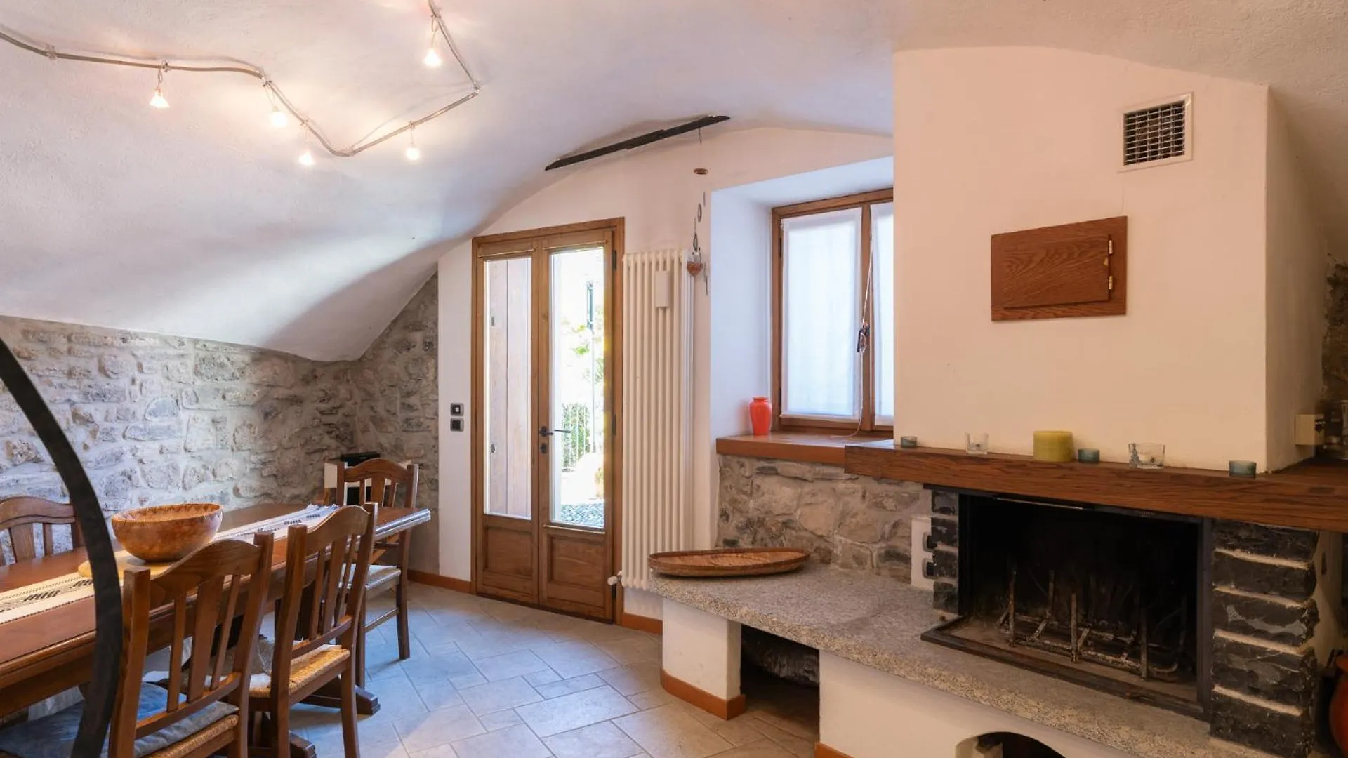 Villa La Dimora Del Borgo Lierna Сasa de vacaciones